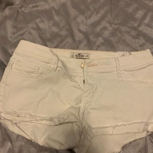 Hollister shorts size 7 No Trades